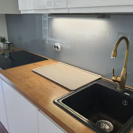 Durdica Bobic * بيوغْغاد نا موغو